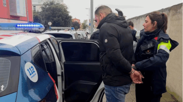 Detingut a Manlleu un home en un altre succès/ ACN