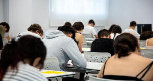 125 alumnes de Manlleu inicien les proves de Selectivitat